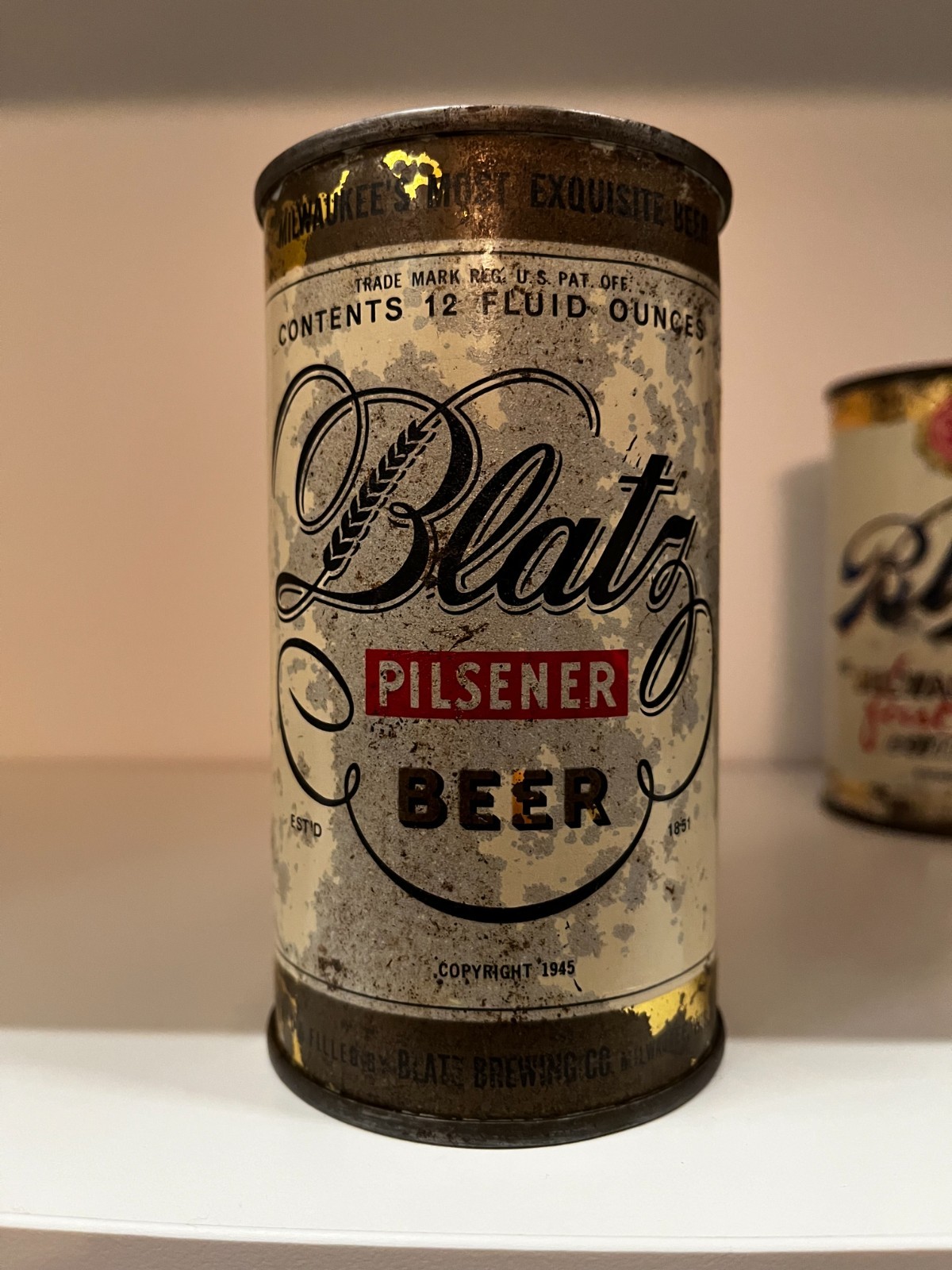 VINTAIGE BLATZ PILSNER 1945 IRTP FLAT TOP CAN VINTAIGE BLATZ PILSNER 1945 IRTP FLAT TOP CAN