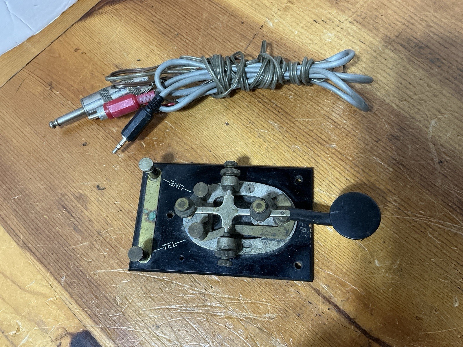 VTG WW2 J-38 brass & steel Telegraph morse code Key Original Base Lionel ? Works VTG WW2 J-38 brass & steel Telegraph morse code Key Original Base Lionel ? Works