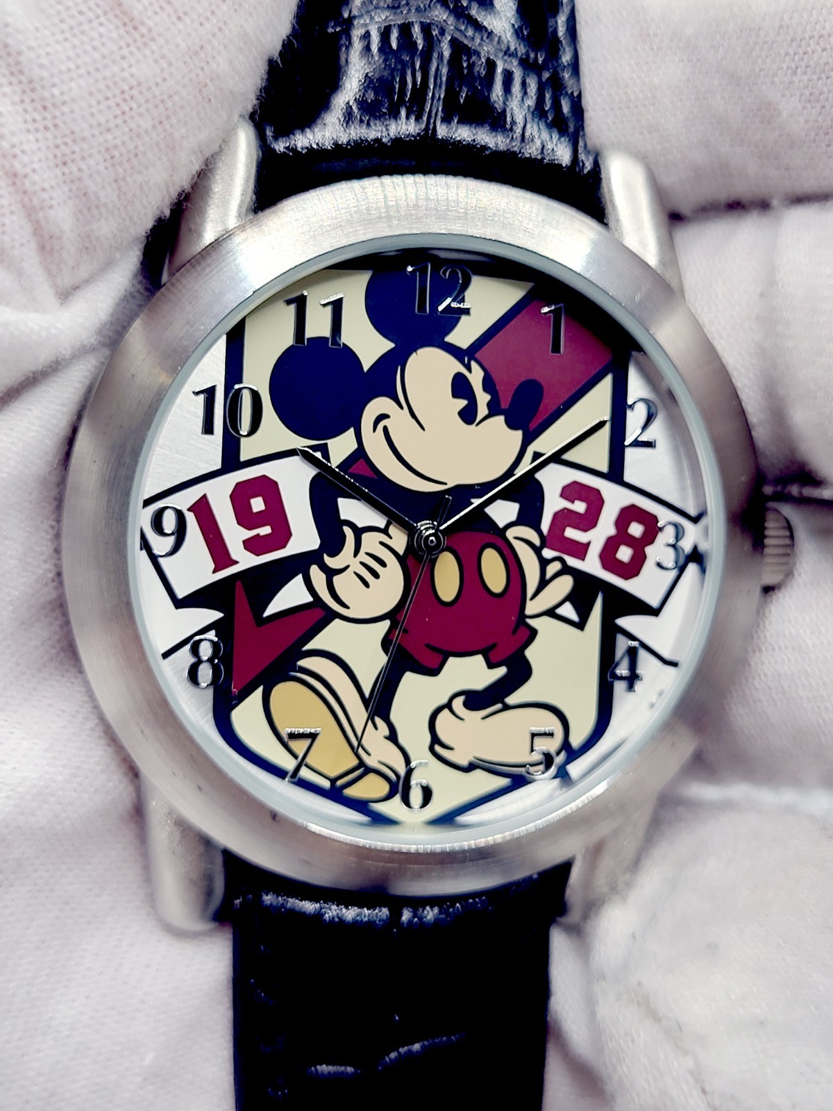 Disney Parks Authentic Original Mickey Mouse 1928 Limited Ed. Watch Rare 42mm Disney Parks Authentic Original Mickey Mouse 1928 Limited Ed. Watch Rare 42mm