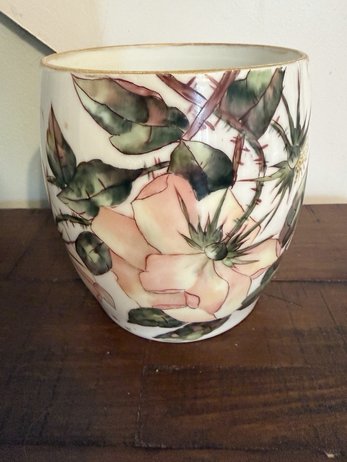 T&V Limoges France Vase Vessel Thorns Roses Tressemanes & Vogt 1892 -1907 Mark T&V Limoges France Vase Vessel Thorns Roses Tressemanes & Vogt 1892 -1907 Mark