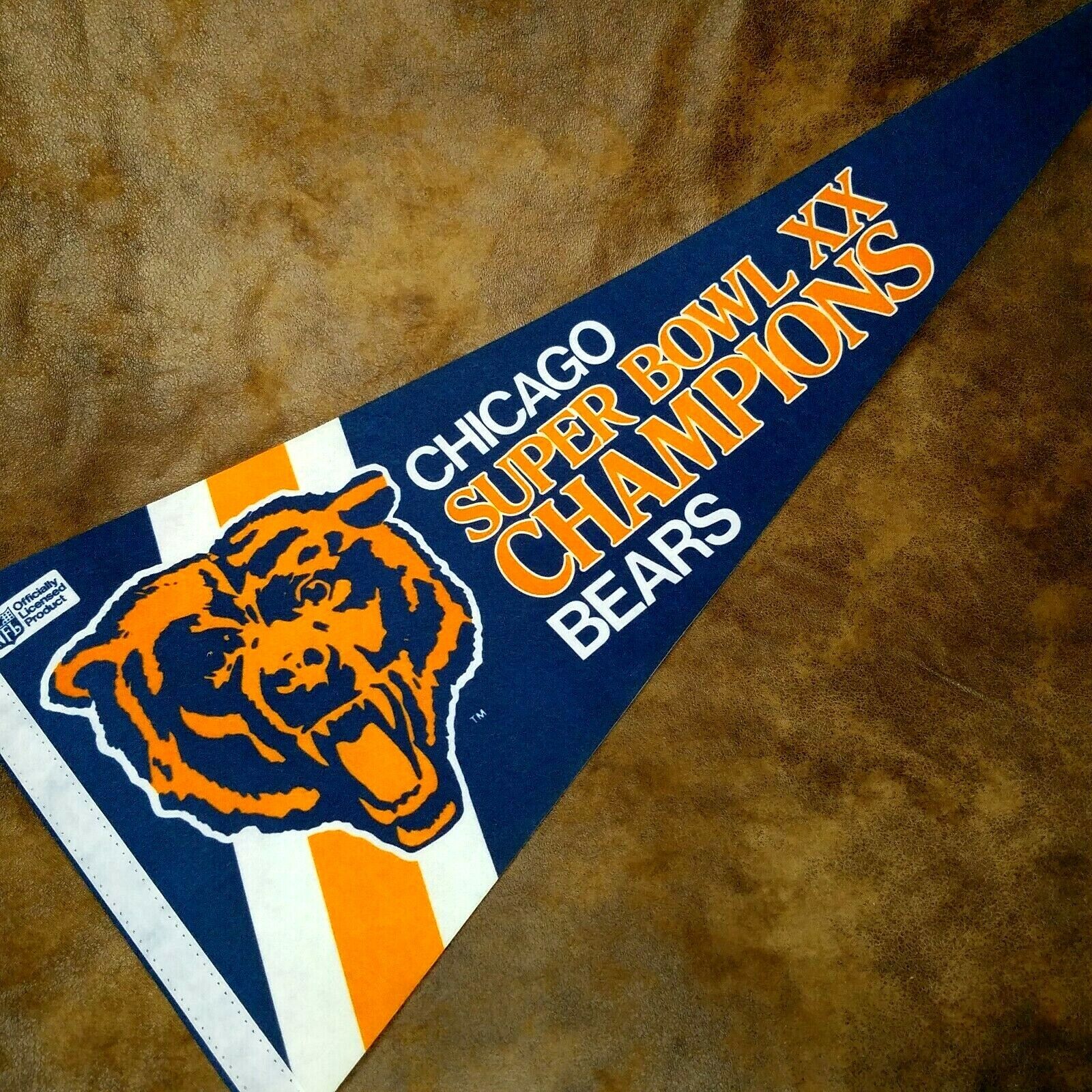 Vintage 1985 Chicago Bears Full Size Pennant Flag 28