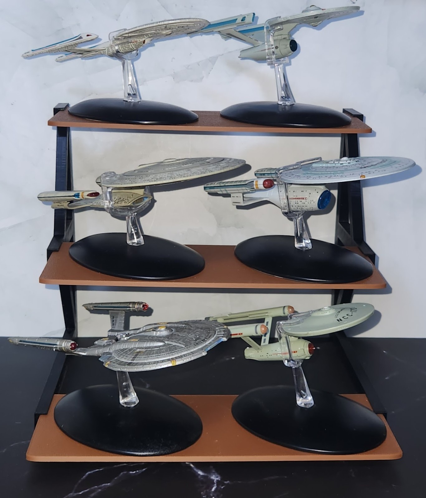 3 Tier Display Stand For Eaglemoss Hero Collector Star Trek Ships (Brown) 3 Tier Display Stand For Eaglemoss Hero Collector Star Trek Ships (Brown)