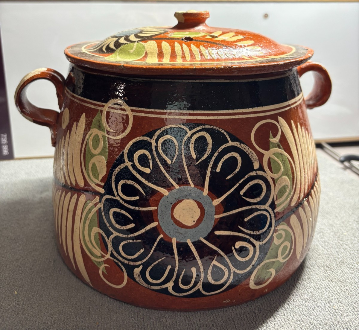 Vintage Mexican Tlaquepaque Redware Pottery Bean Pot w/Lid Hand Painted Folk Art Vintage Mexican Tlaquepaque Redware Pottery Bean Pot w/Lid Hand Painted Folk Art