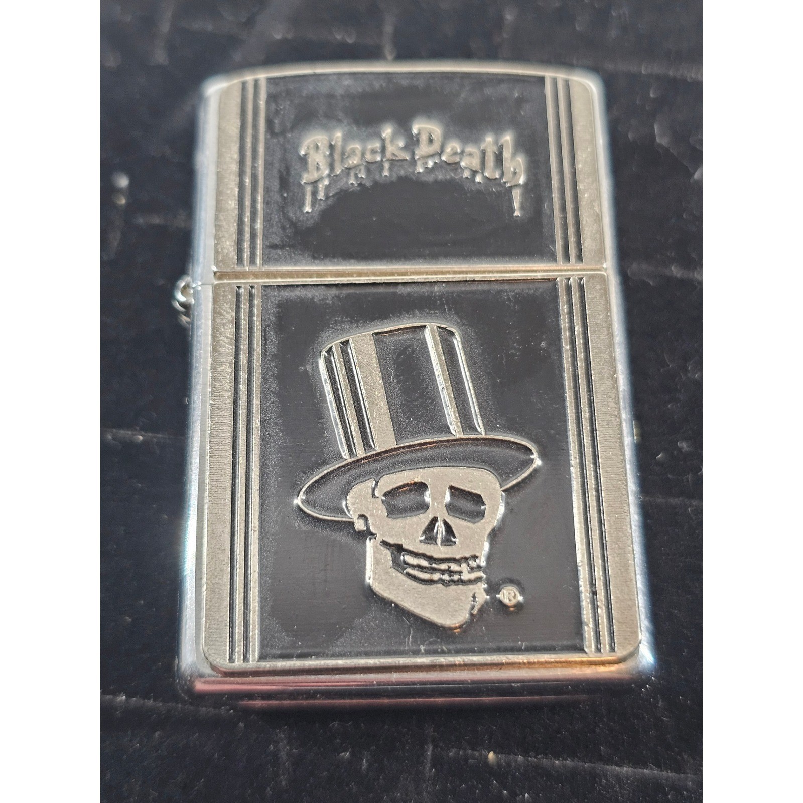 Very rare Zippo Black Death Skull Top Hat Lighter Collectible Made USA Very rare Zippo Black Death Skull Top Hat Lighter Collectible Made USA