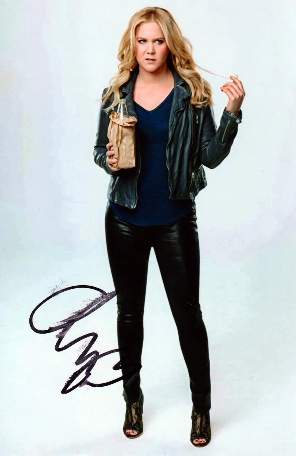 Amy Schumer comedian/actress signed photo w certified autograph LOW PRICE Amy Schumer comedian/actress signed photo w certified autograph LOW PRICE