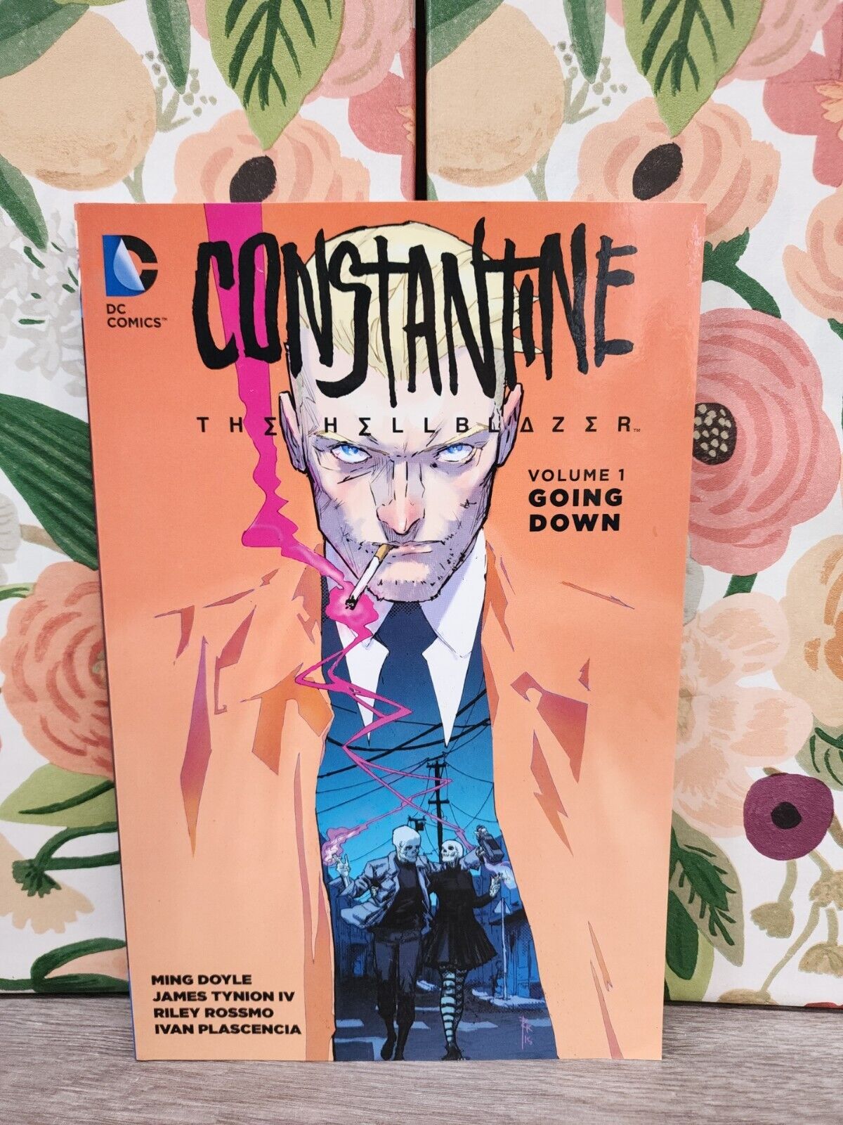 Constantine The Hellblazer Vol. 1 Going Down (Paperback) DC Comics
