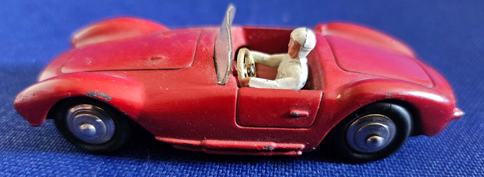 Dinky Toys 22A Maserati Sport 2000 22A Made in France Vtg Dinky Toys 22A Maserati Sport 2000 22A Made in France Vtg