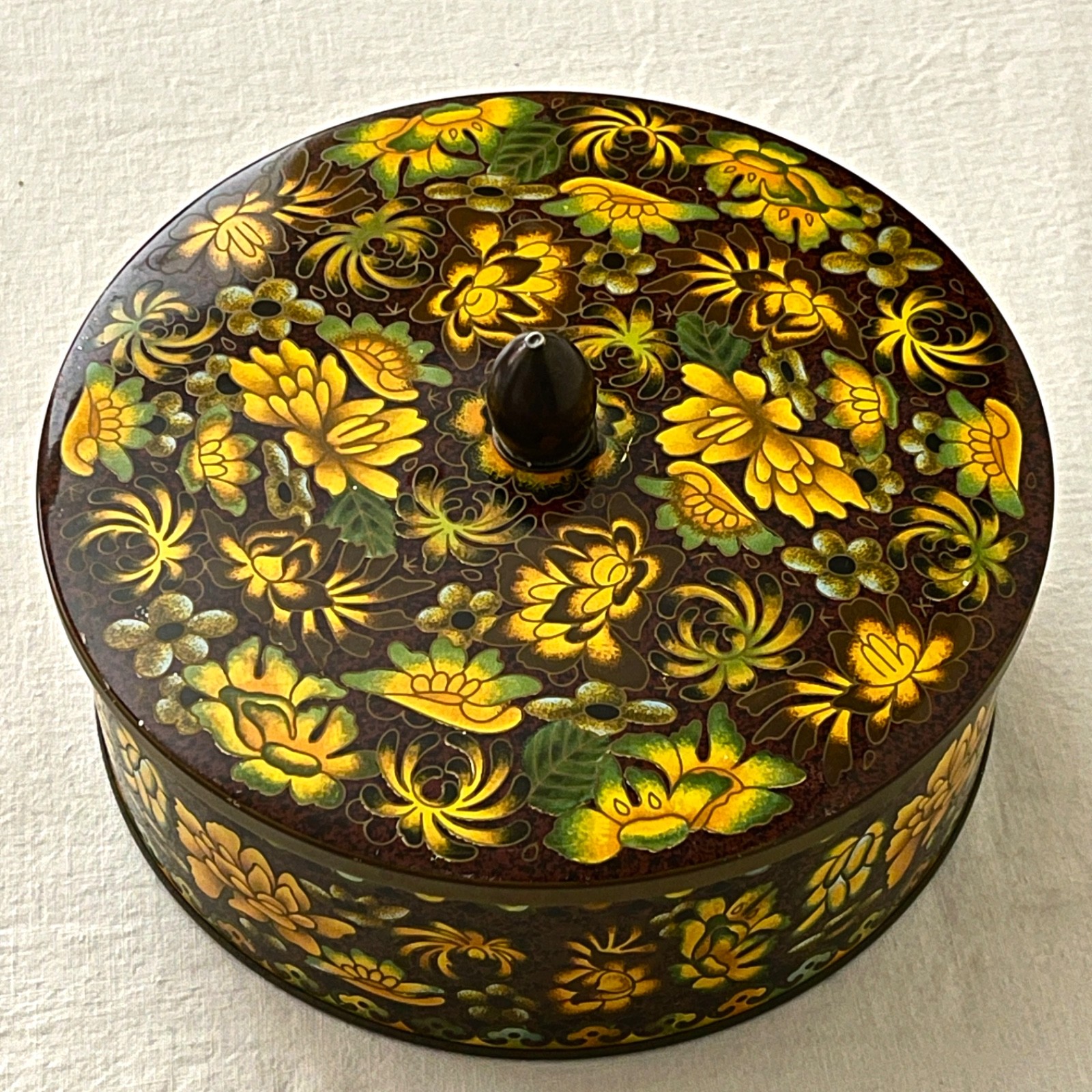 Vintage English Floral Metal Tin Container Lid Knob Chrysanthemum Mallow Flower Vintage English Floral Metal Tin Container Lid Knob Chrysanthemum Mallow Flower