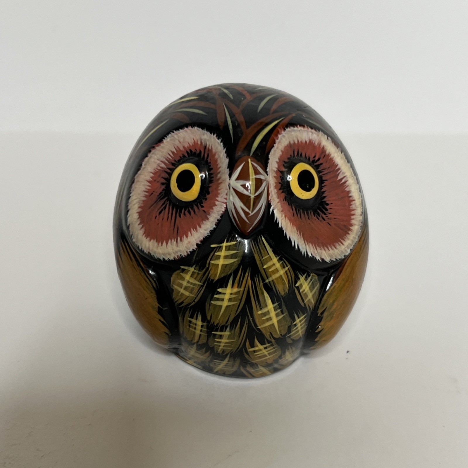 Vintage Reverse Hand Painted Glass Ceramic Owl Figurine Sphere Folk Art Desk⁠