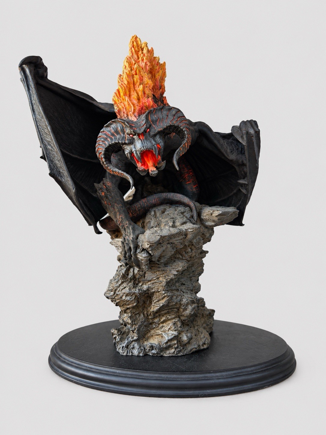 Lord of The Rings Balrog Flame of Udon Sideshow Weta Statue
