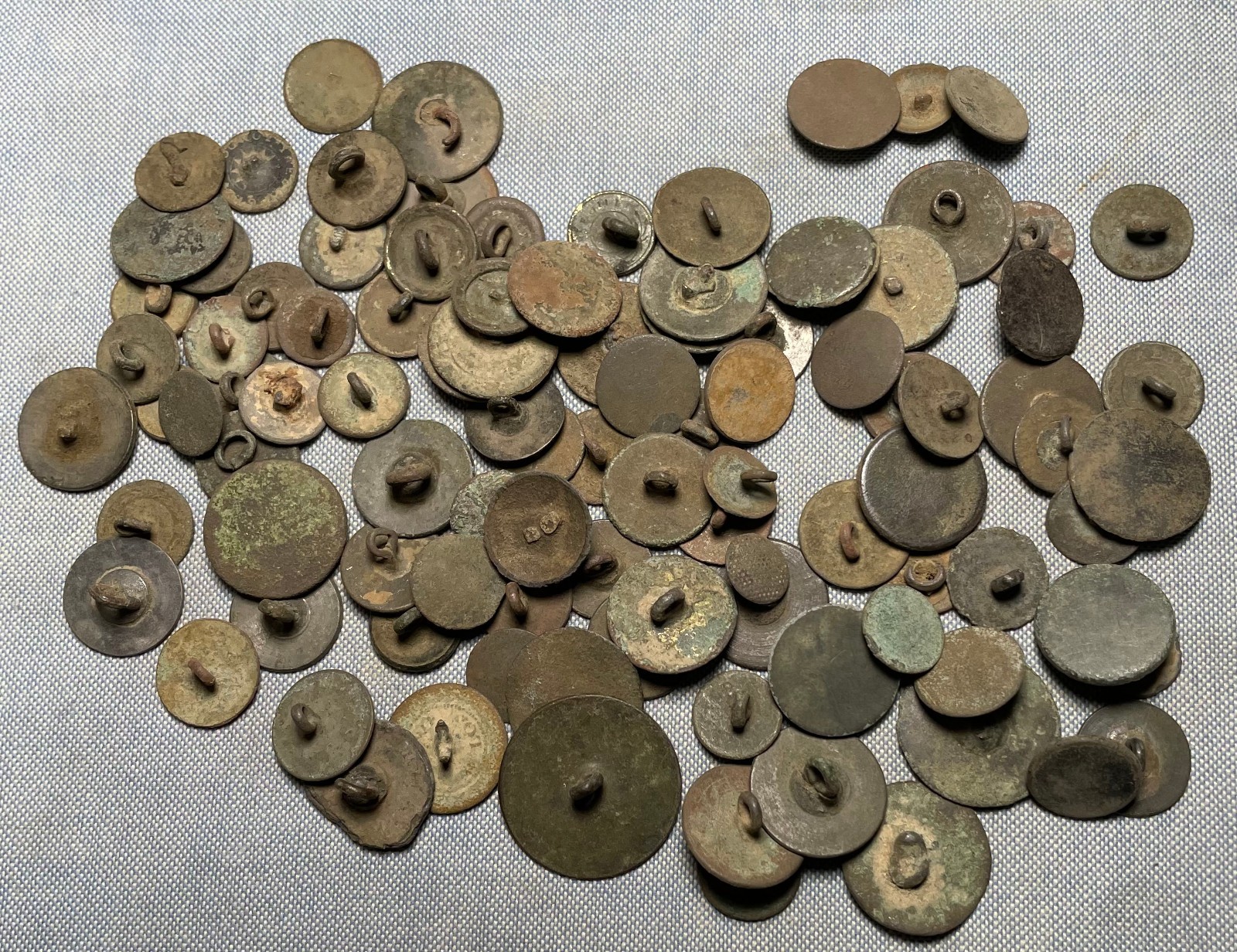 Lot of 100 Dug Civil War & Pre-Civil War Buttons from Savannah