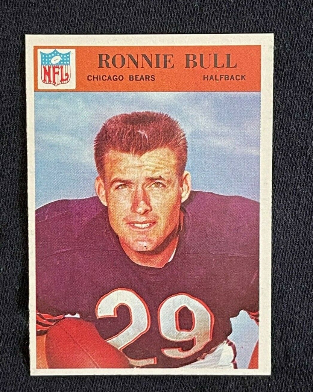 1966 Philadelphia #30 Ronnie Bull.  NM+ cond.   Combine Shipping