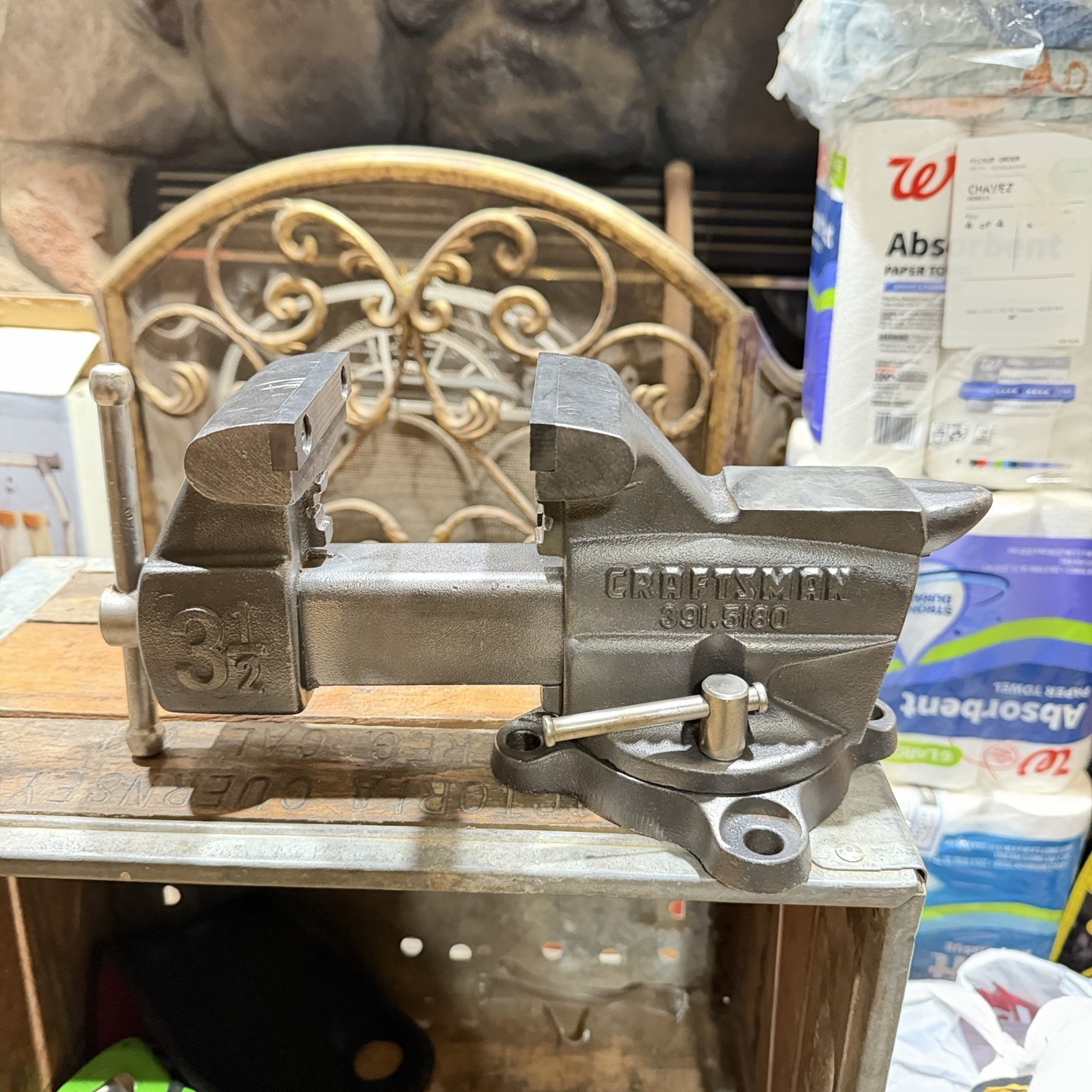 Vintage Craftsman 3-1/2” Jaw Bench Vise,With Swivel Base & Pipe Grips 17 lbs Vintage Craftsman 3-1/2” Jaw Bench Vise,With Swivel Base & Pipe Grips 17 lbs