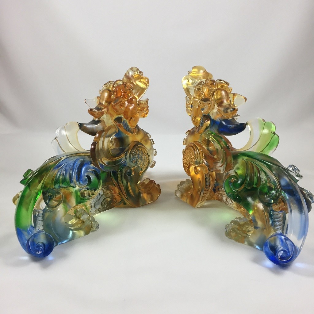 Liuli Crystal Glass Wealthy Pixiu Pair Figurines Set of 2: Feng Shui Ornament