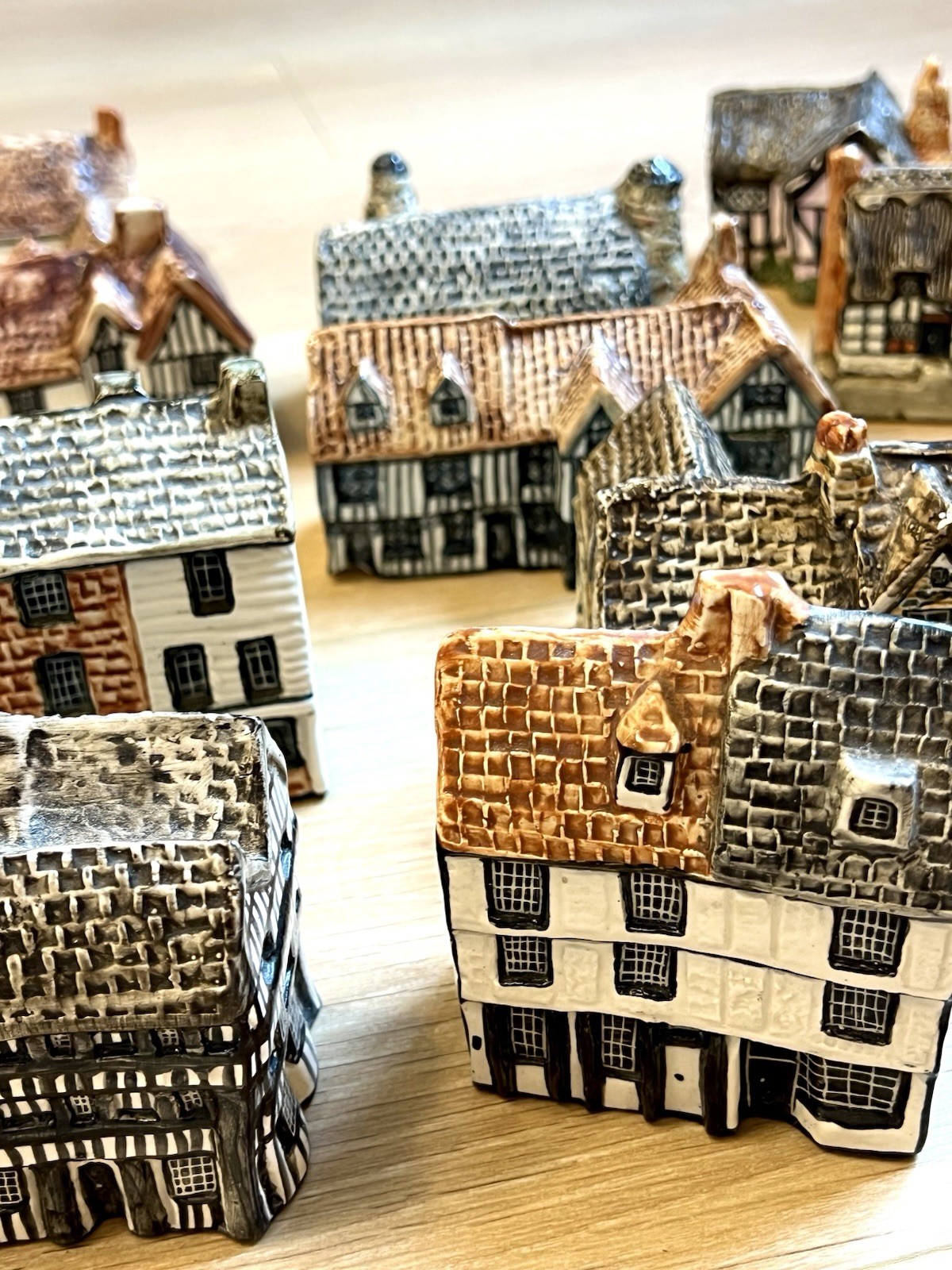 Unique collection of 19 Vintage Tey Pottery Miniature houses 1974-1981 Unique collection of 19 Vintage Tey Pottery Miniature houses 1974-1981