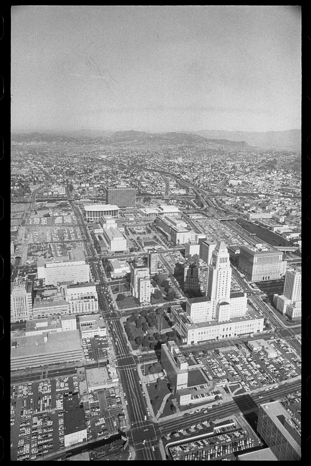 4X6 Photo, 1960\'s Los Angeles, California, aerial view of city hall 2016652095