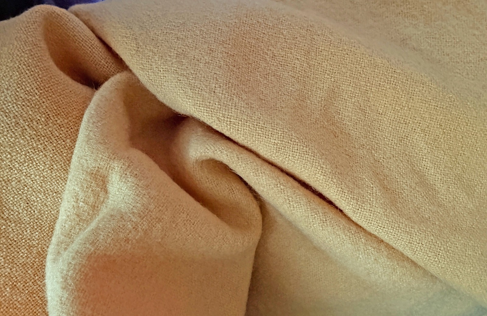 Vintage Whitney Virgin Wool Gold Blanket - Made in England B091 Vintage Whitney Virgin Wool Gold Blanket - Made in England B091