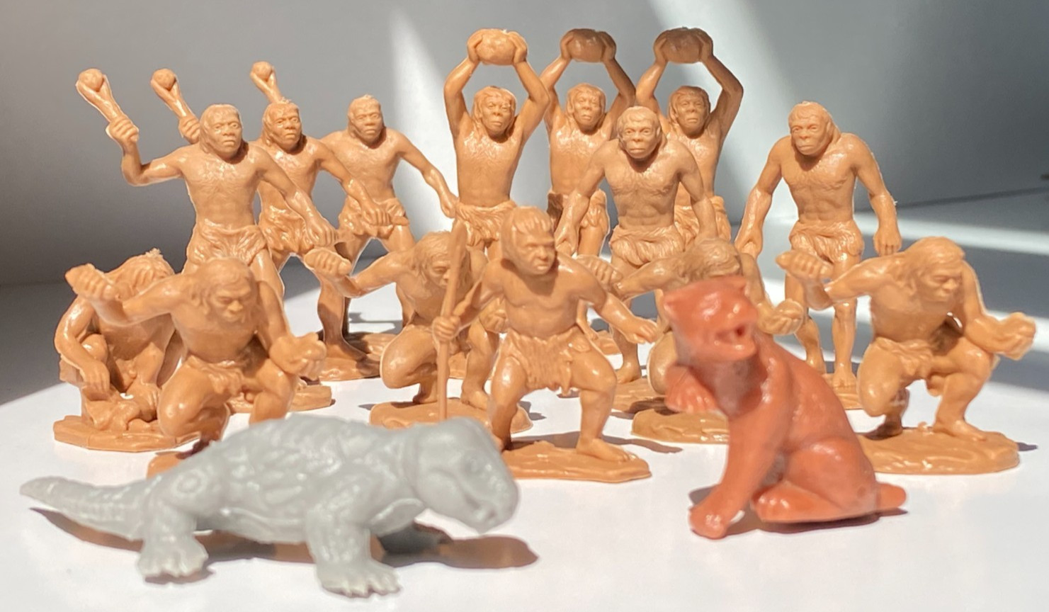 Vintage plastic cavemen figures presumably made by Marx in the 1950-60's era