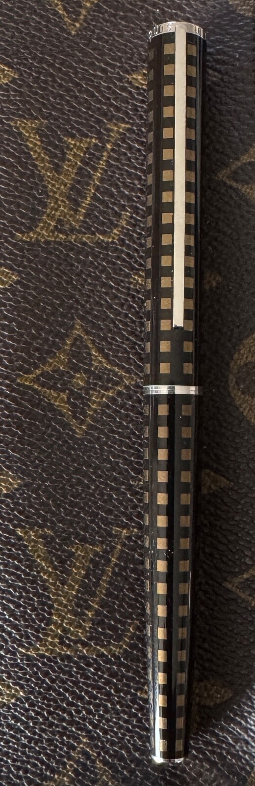Louis Vuitton Damier Rollerball Pen Vintage Authentic Made in France Louis Vuitton Damier Rollerball Pen Vintage Authentic Made in France