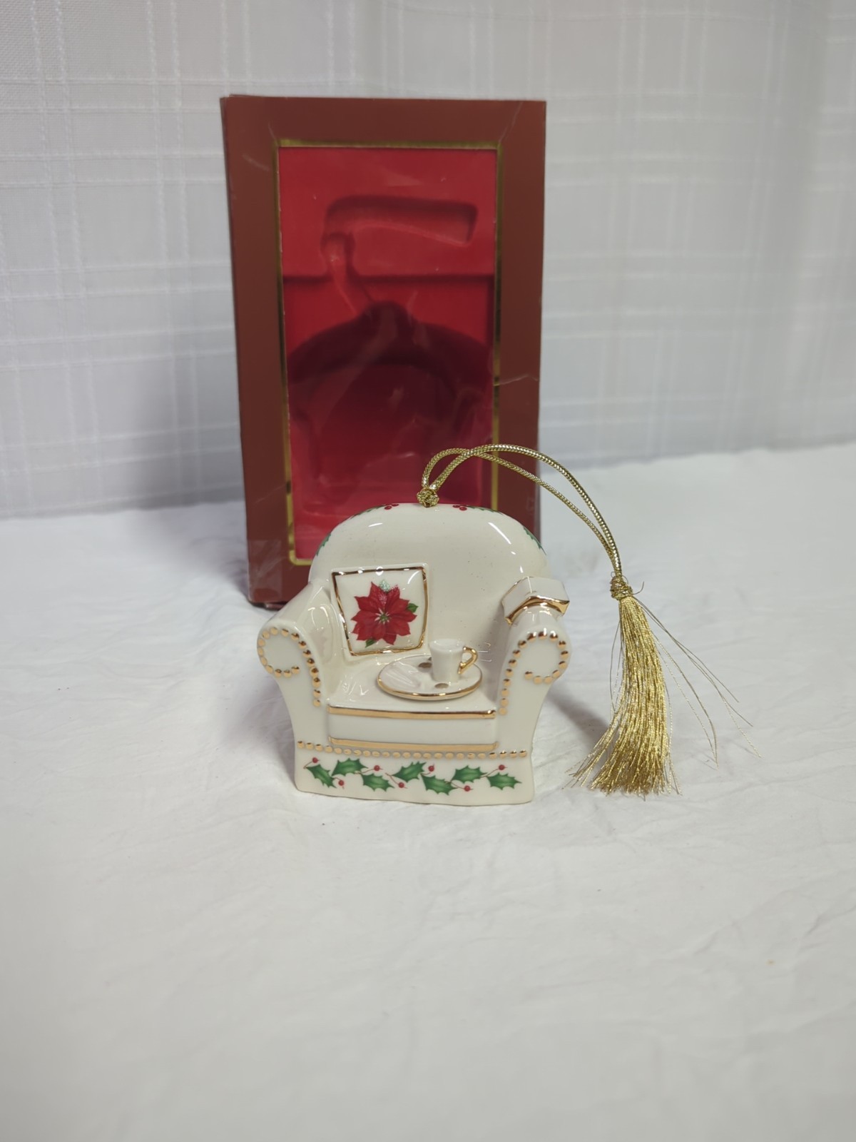 Lenox Holiday Home Chair Poinsettia Christmas Gold Trim Ornament w/Box Lenox Holiday Home Chair Poinsettia Christmas Gold Trim Ornament w/Box