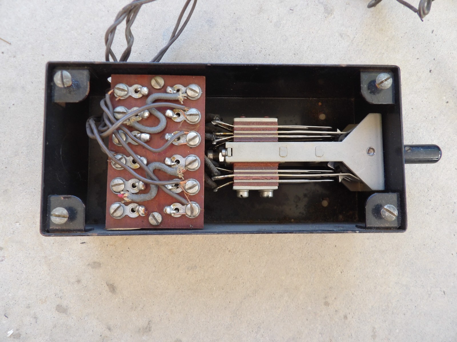 Vintage Block Central Railroad Dispatching/Telegraph Waystation Switch Box Vintage Block Central Railroad Dispatching/Telegraph Waystation Switch Box