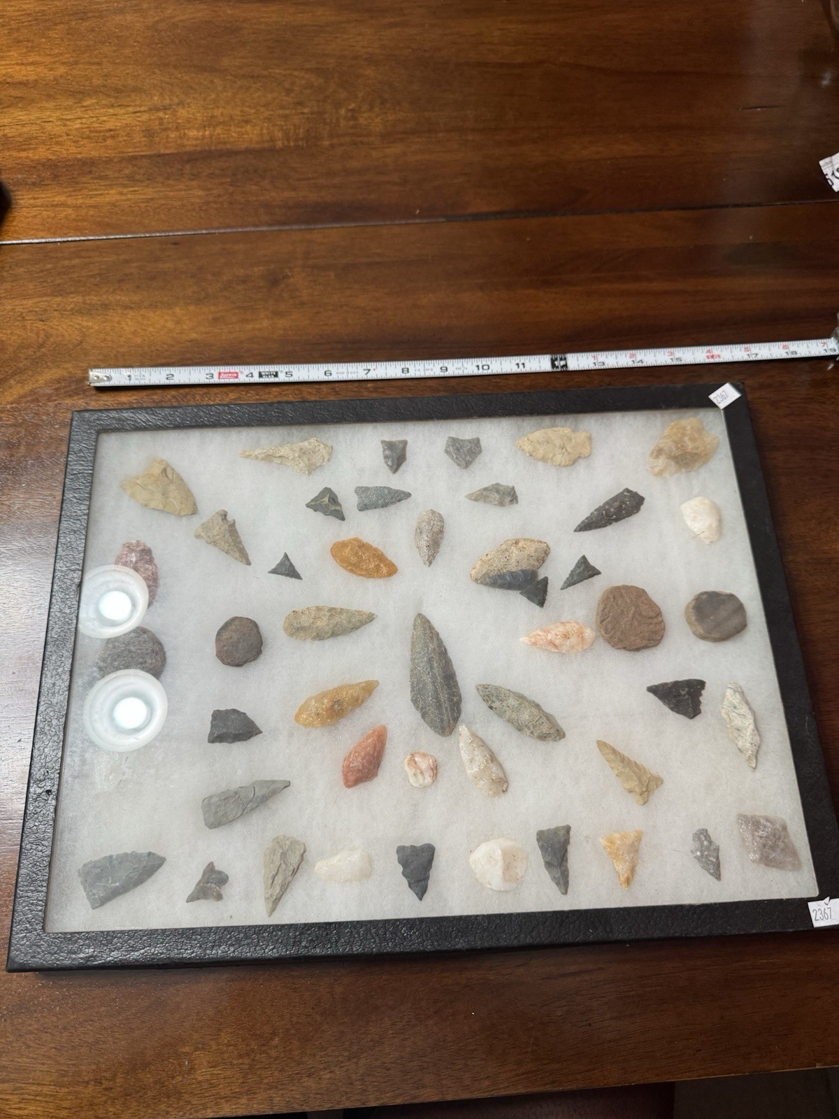 rare NATIVE AMERICAN INDIAN arrowhead /artifact collection 12”x16” Over 45 Piece rare NATIVE AMERICAN INDIAN arrowhead /artifact collection 12”x16” Over 45 Piece