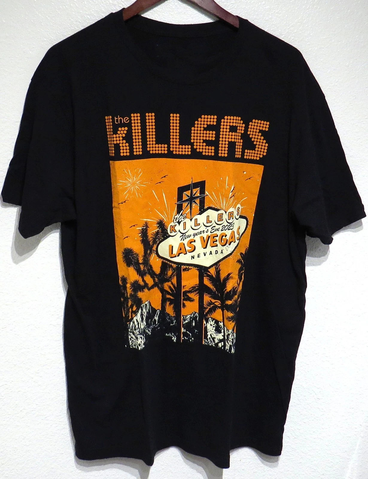 LAS VEGAS NEW YEAR'S EVE Show The Killers Black All size Unisex Shirt