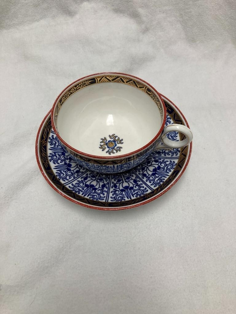 💥Antique 18th Century Worcester Royal Porcelain Co. Royal Lilly Cup & Saucer 💥Antique 18th Century Worcester Royal Porcelain Co. Royal Lilly Cup & Saucer