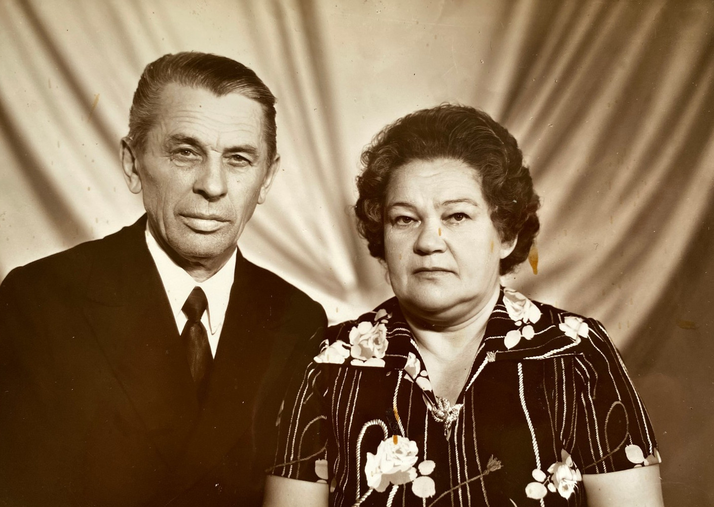 Handsome young man guy & beautiful woman portrait soviet life ussr vintage photo Handsome young man guy & beautiful woman portrait soviet life ussr vintage photo