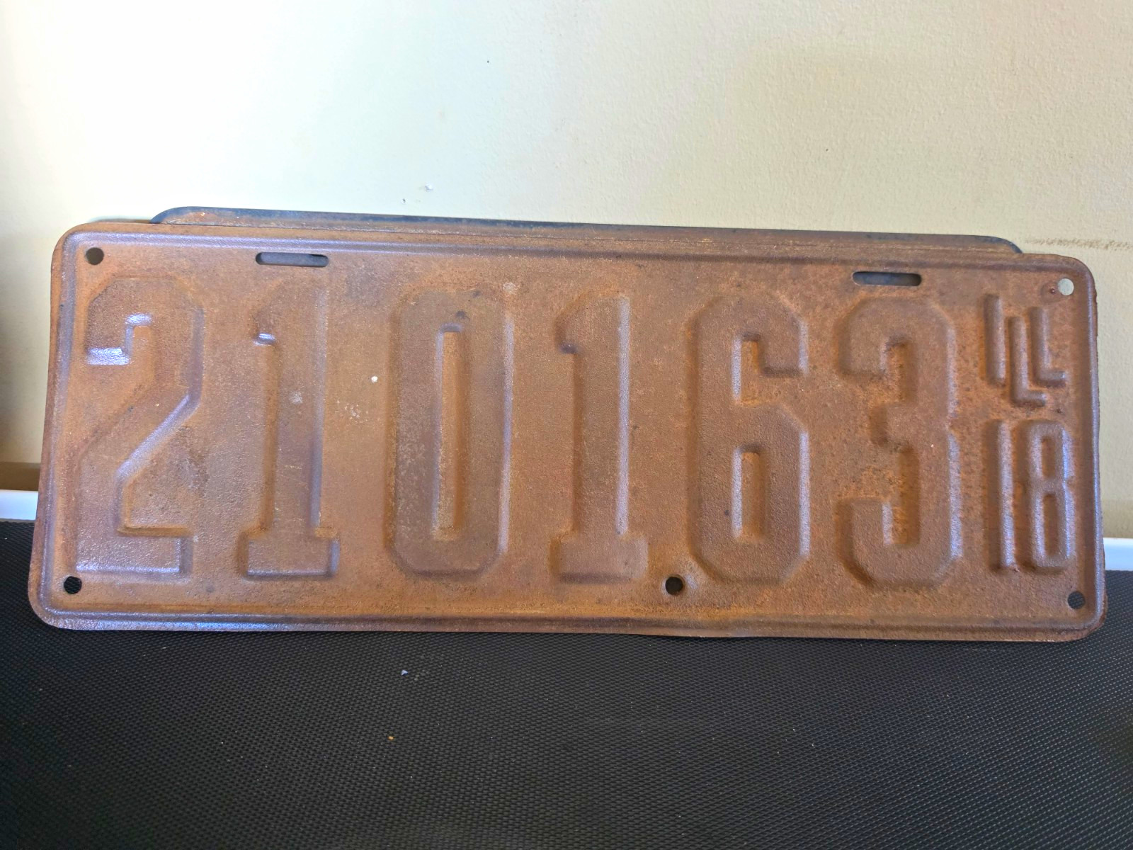 Vintage 1918 Illinois License Plate Antique Metal 210163 Patina Vintage 1918 Illinois License Plate Antique Metal 210163 Patina