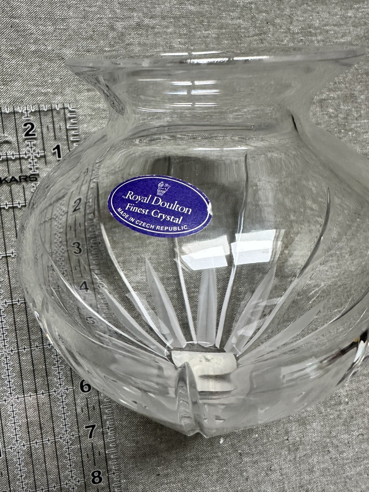 ROYAL DOULTON Finest Crystal VASE, Cut Lead Crystal, 6 ROYAL DOULTON Finest Crystal VASE, Cut Lead Crystal, 6