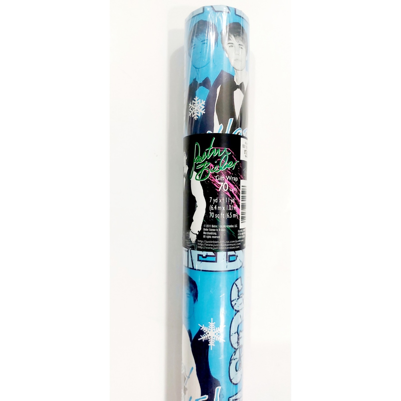 Justin Bieber 2013 Christmas Wrapping Paper 70 Sq Ft Sealed In Plastic NEW Justin Bieber 2013 Christmas Wrapping Paper 70 Sq Ft Sealed In Plastic NEW