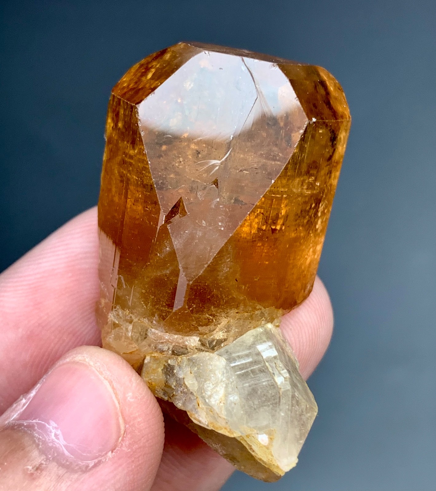 Topaz Crystal From Pakistan 154 Carat
