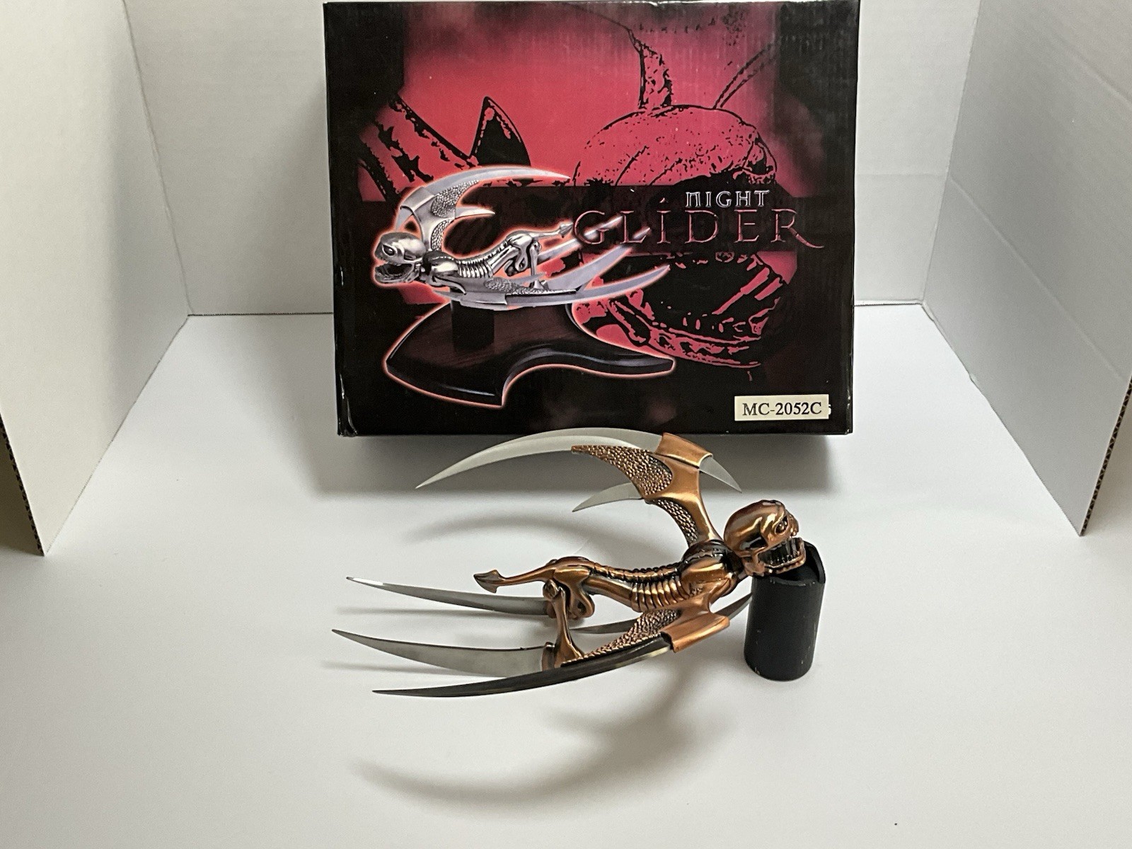 Night Glider MC-20525 Master Cutlery Night Glider MC-20525 Master Cutlery