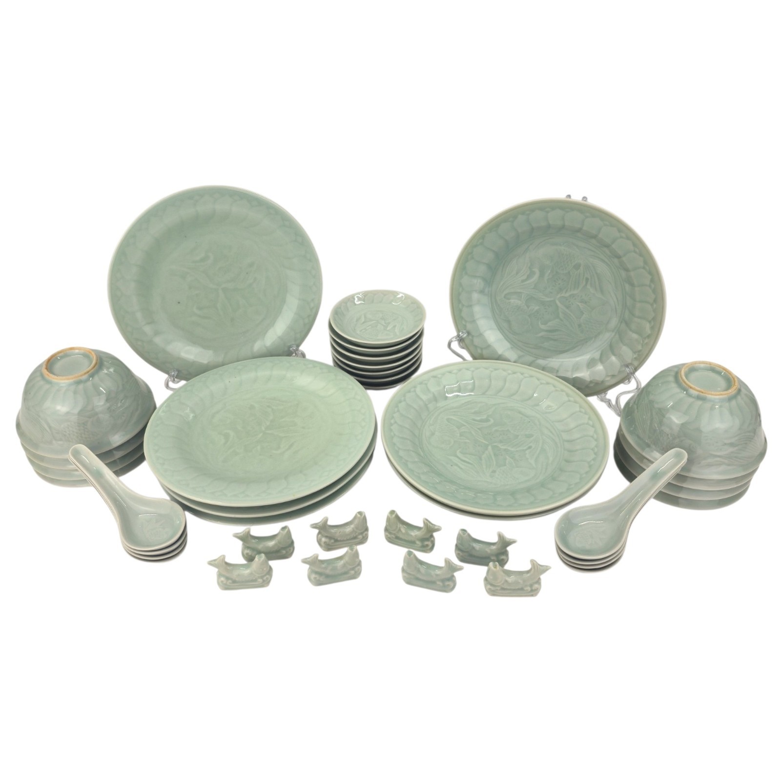 38 PIECE LONGQUAN CELADON GREEN KOI FISH DINNERWARE SET