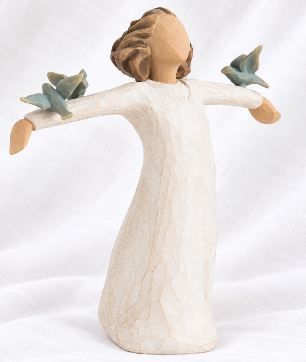 Demdaco Willow Tree Happiness Hand Painted Resin Figurine Susan Lordi #26130 Demdaco Willow Tree Happiness Hand Painted Resin Figurine Susan Lordi #26130