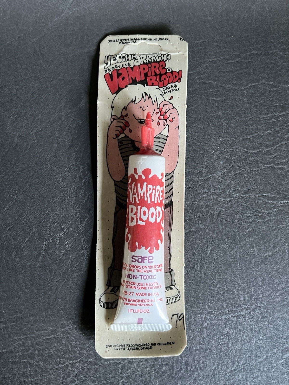 Original Vintage 1975 Imagineering Vampire Blood Halloween Makeup Still Sealed🩸 Original Vintage 1975 Imagineering Vampire Blood Halloween Makeup Still Sealed🩸