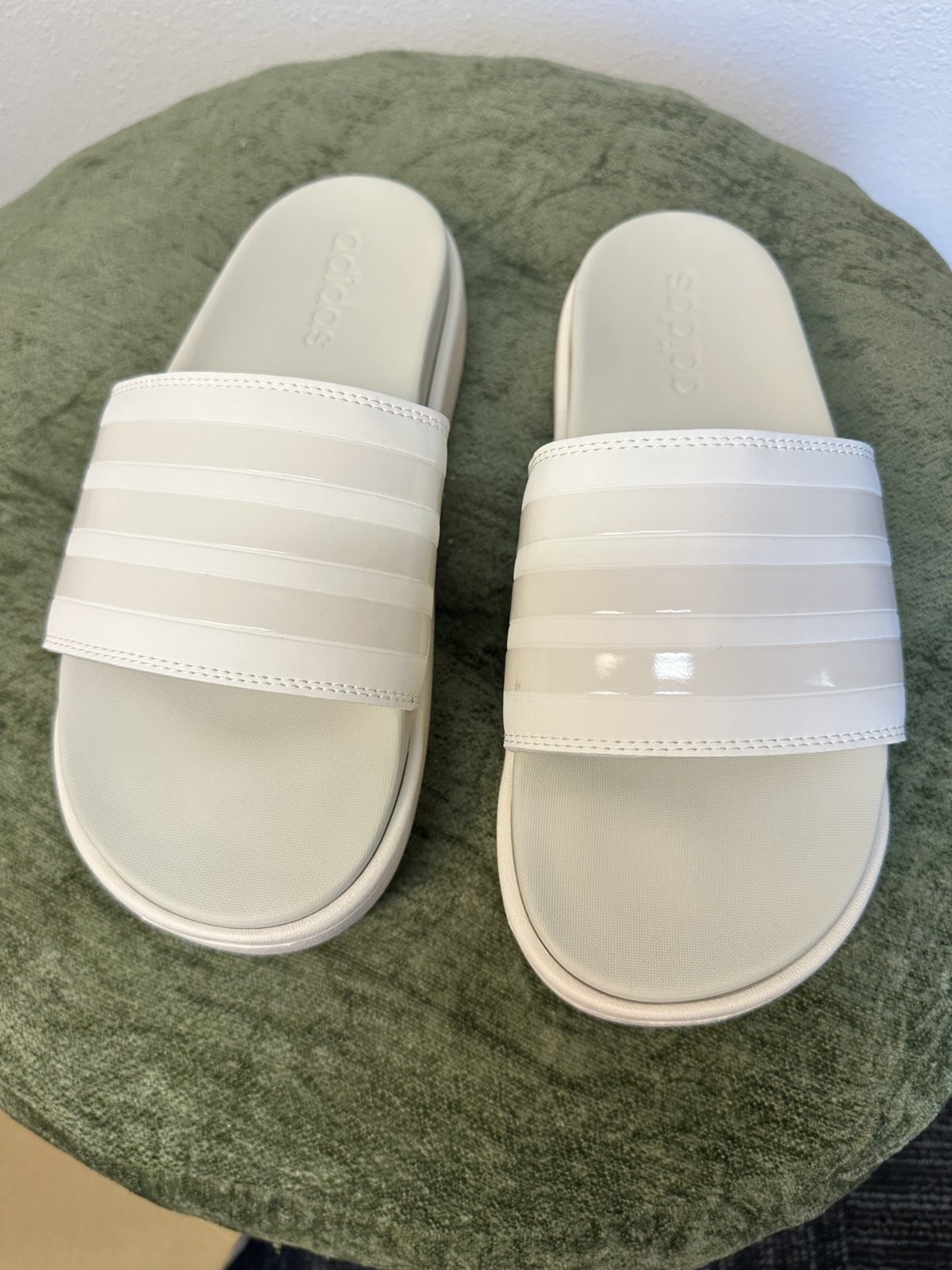 adidas Adilette Platform Slides Chalk White Women's Size 9 adidas Adilette Platform Slides Chalk White Women's Size 9