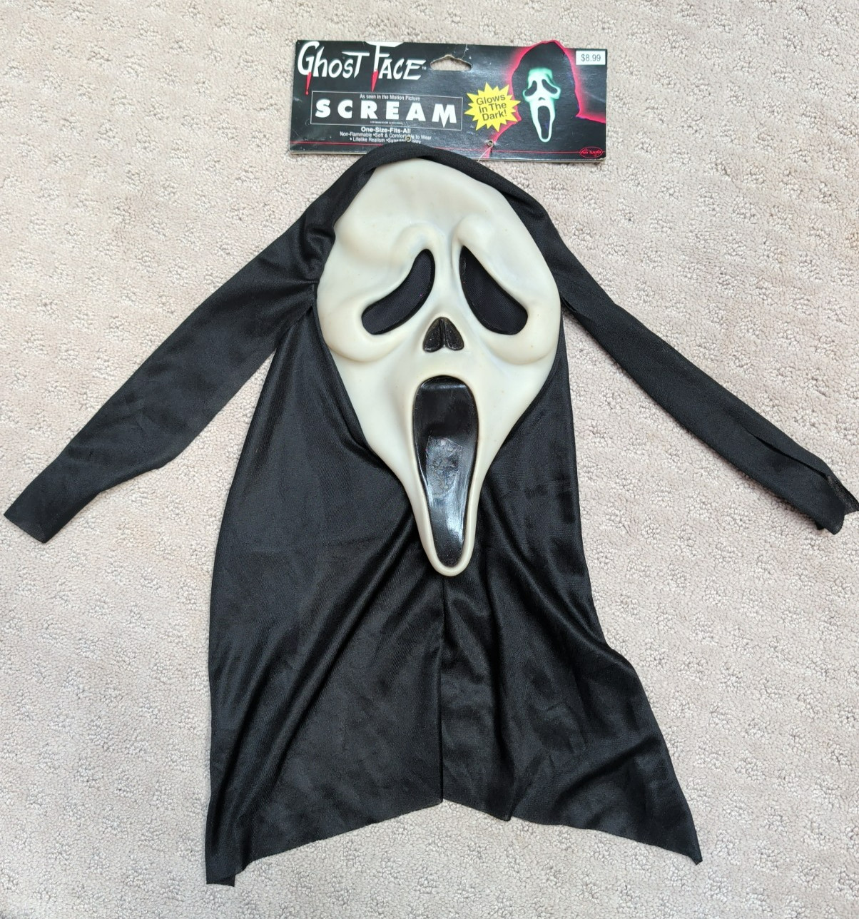 NWT NOS Vintage 1997 Easter Unlimited Fun World DIV Ghost Face Scream Mask S9206 NWT NOS Vintage 1997 Easter Unlimited Fun World DIV Ghost Face Scream Mask S9206