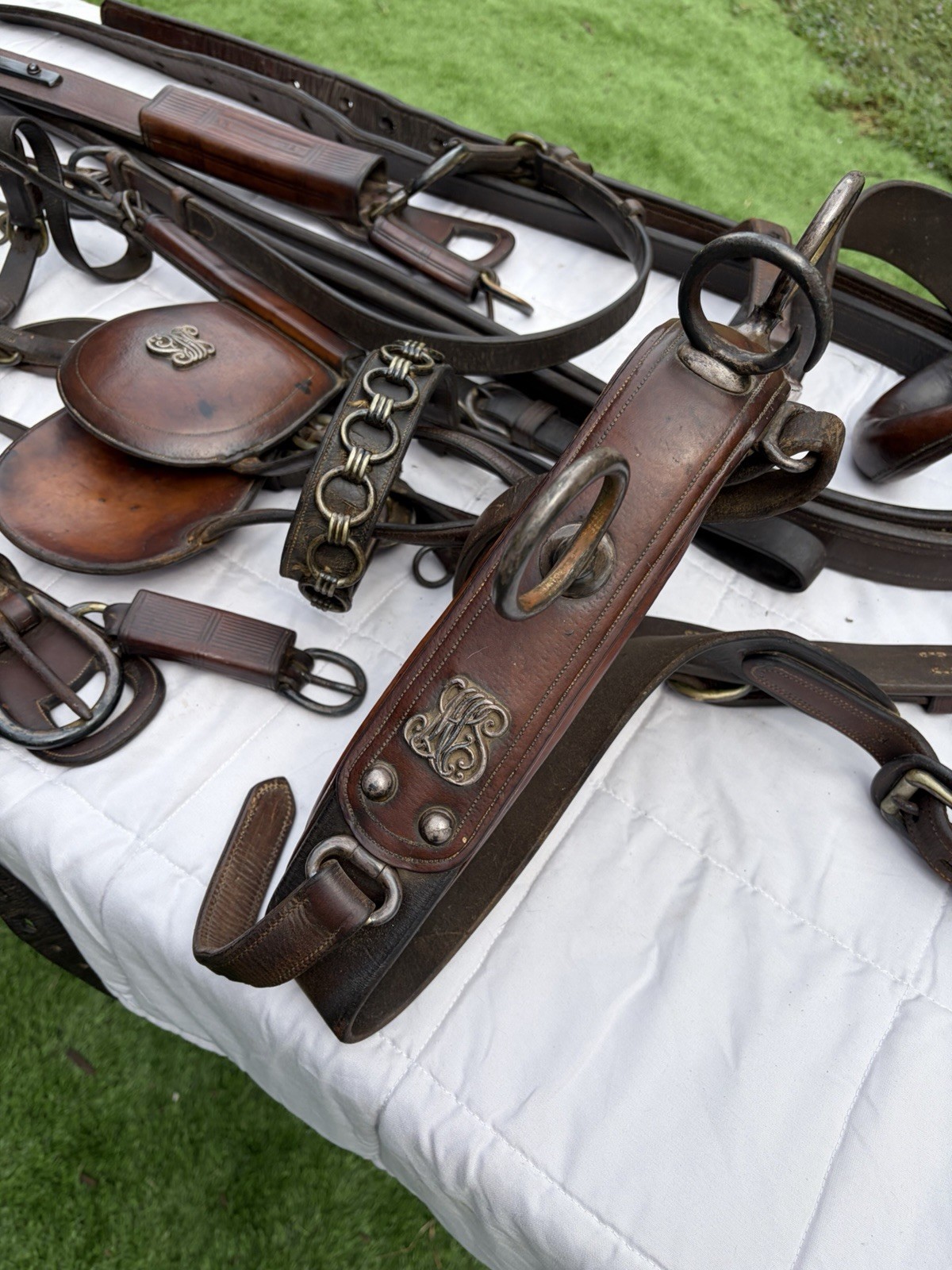 Antique 1890’s Dress Carriage Leather Harness Eglentine Horse Bit Robert Currie Antique 1890’s Dress Carriage Leather Harness Eglentine Horse Bit Robert Currie