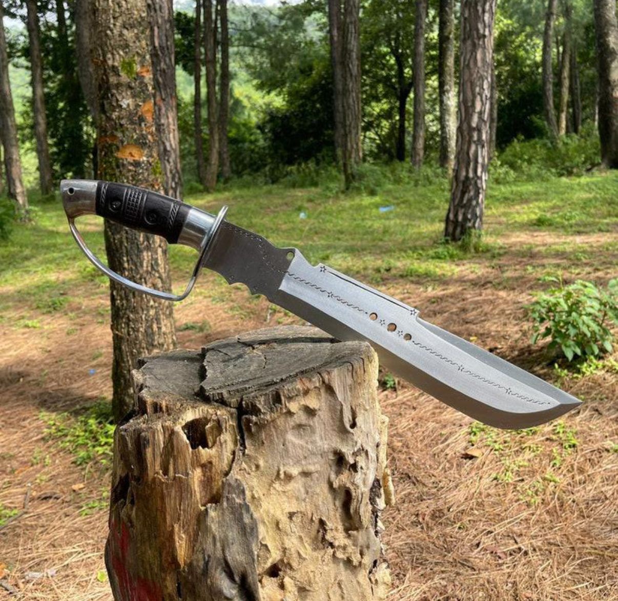 Custom Hadmade Carbon Steel Blade Full Tang Tactical Survival Knife | 21 inches Custom Hadmade Carbon Steel Blade Full Tang Tactical Survival Knife | 21 inches