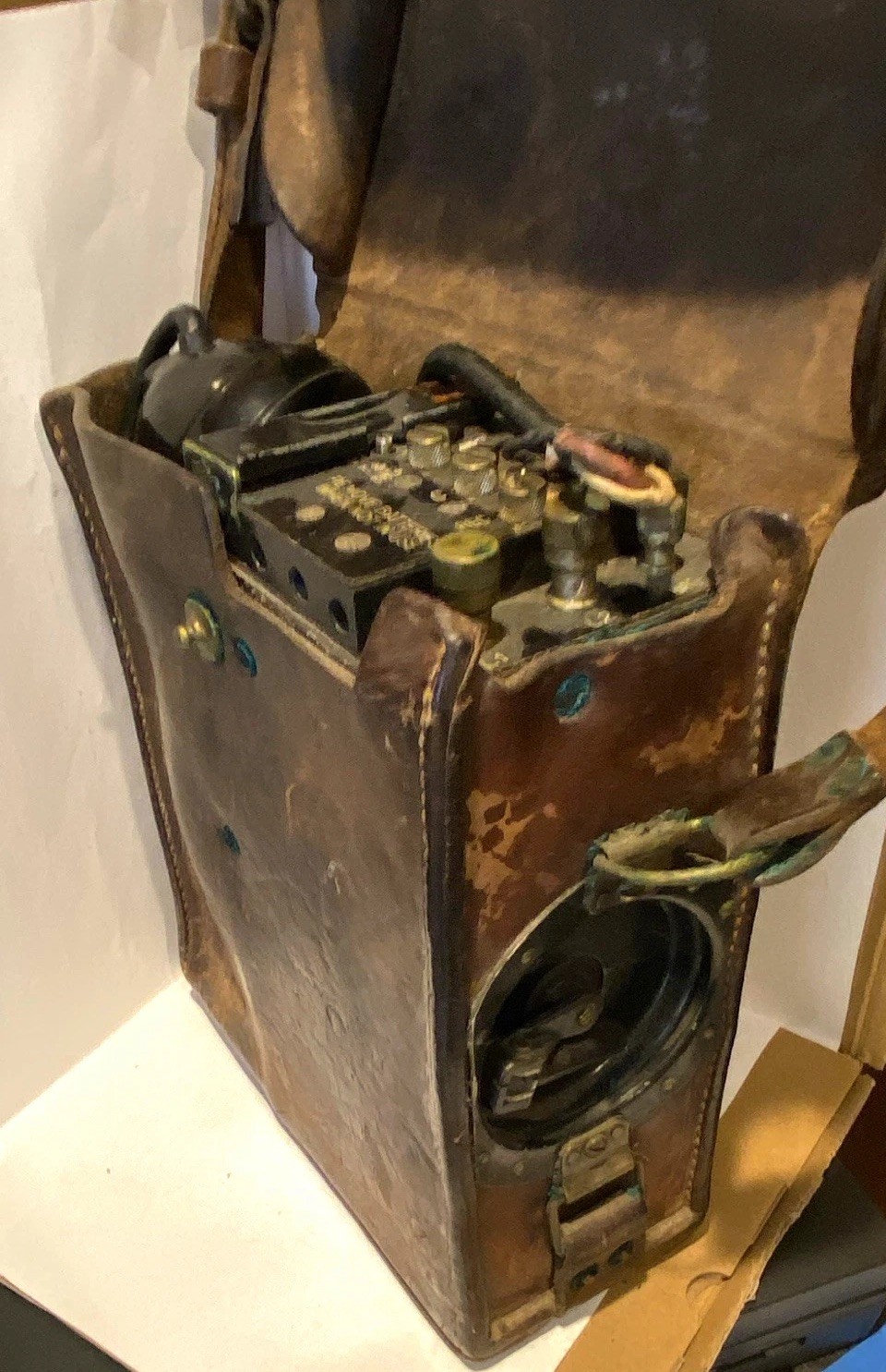 Vintage WWII Military Field Telephone w/ Handset Leather Carry Case Militaria Vintage WWII Military Field Telephone w/ Handset Leather Carry Case Militaria