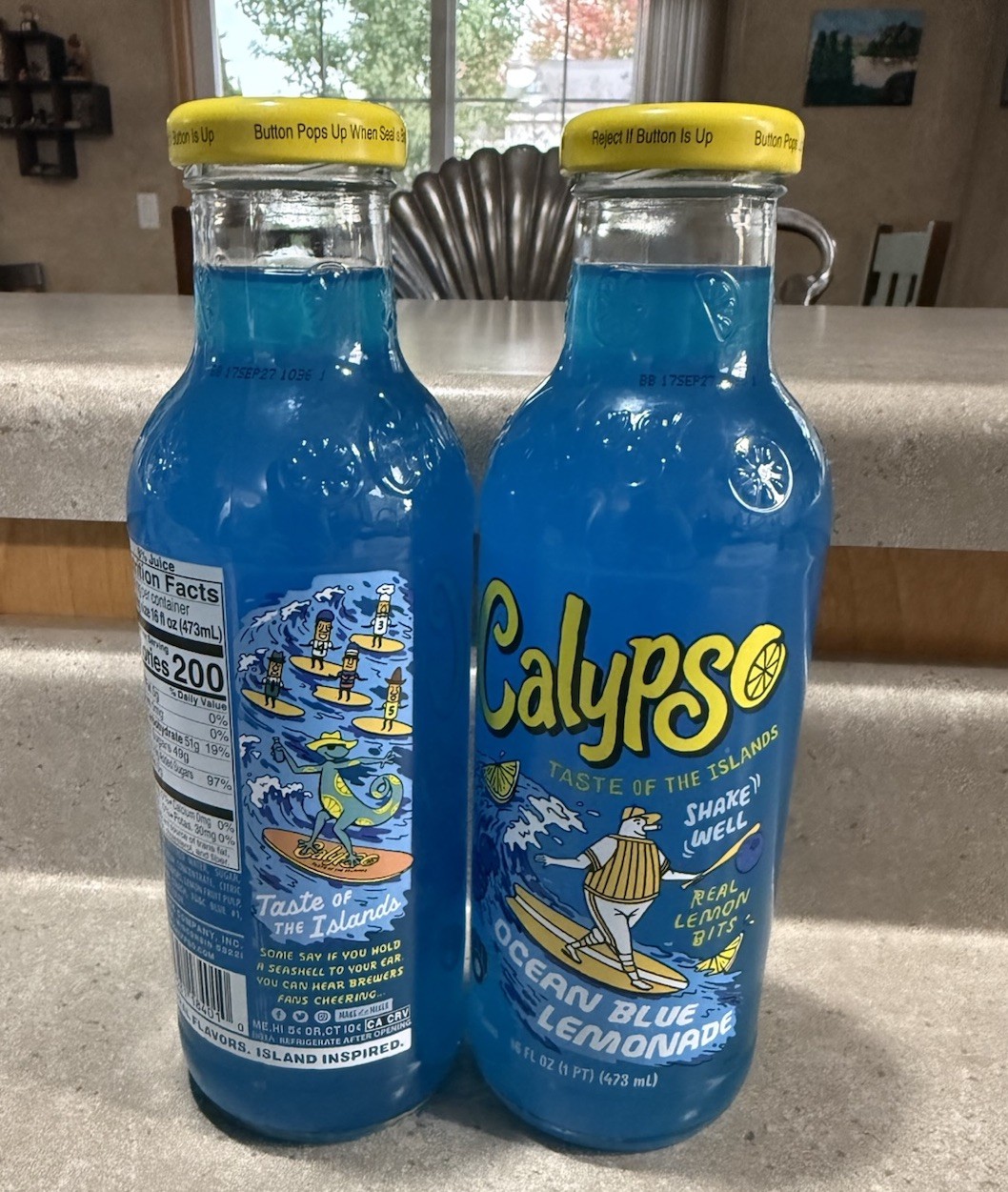 2x LIMITED Playoff Milwaukee Brewers Calypso Ocean Blue Lemonade Glass Bottles 2x LIMITED Playoff Milwaukee Brewers Calypso Ocean Blue Lemonade Glass Bottles