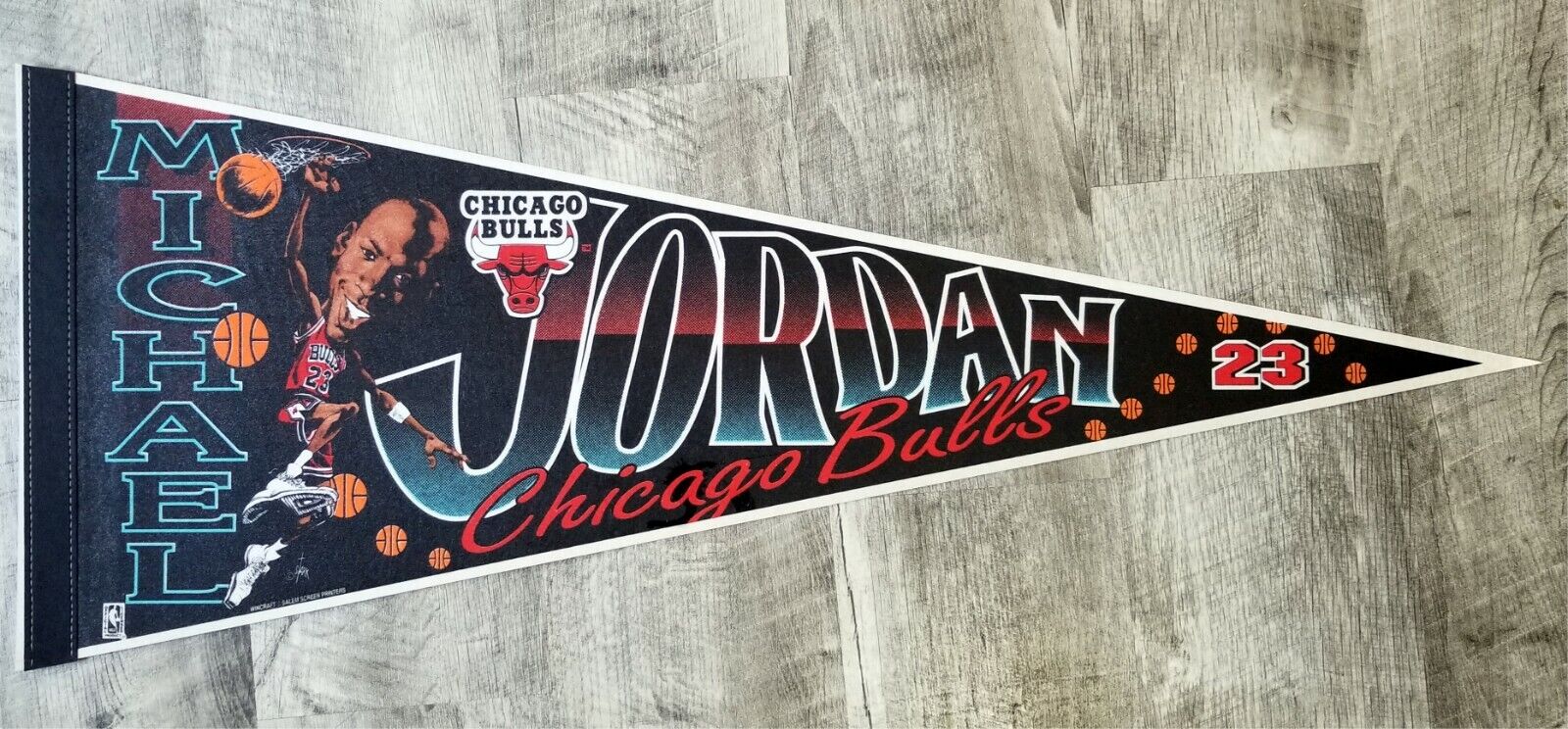 Michael Jordan - Chicago Bulls Player Pennant Early 1990\'s - Nice Collectible 