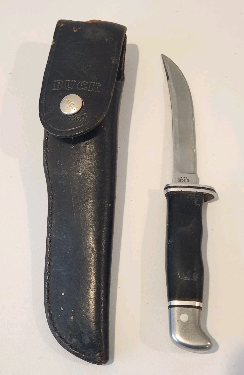 Vintage Buck Fixed Blade Hunting Knife With Sheath USA