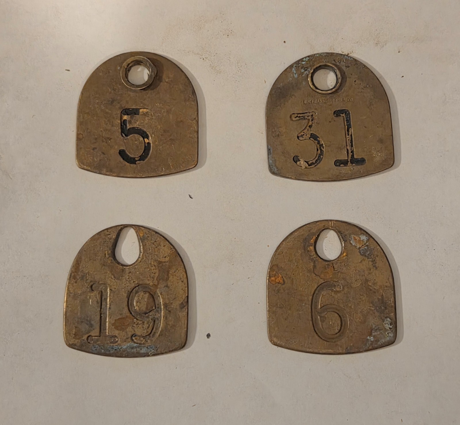 4 VTG BRASS DAIRY FARM CATTLE DOUBLE SIDED # 5, 31, 19, 6. Rustic, decorative. 4 VTG BRASS DAIRY FARM CATTLE DOUBLE SIDED # 5, 31, 19, 6. Rustic, decorative.