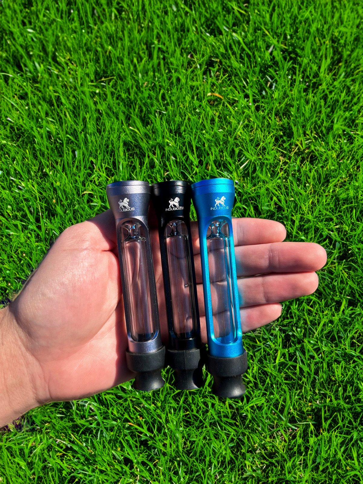 Glass One Hitter with Magnetic Bowl Cap & Silicone Mouthpiece 4.25\