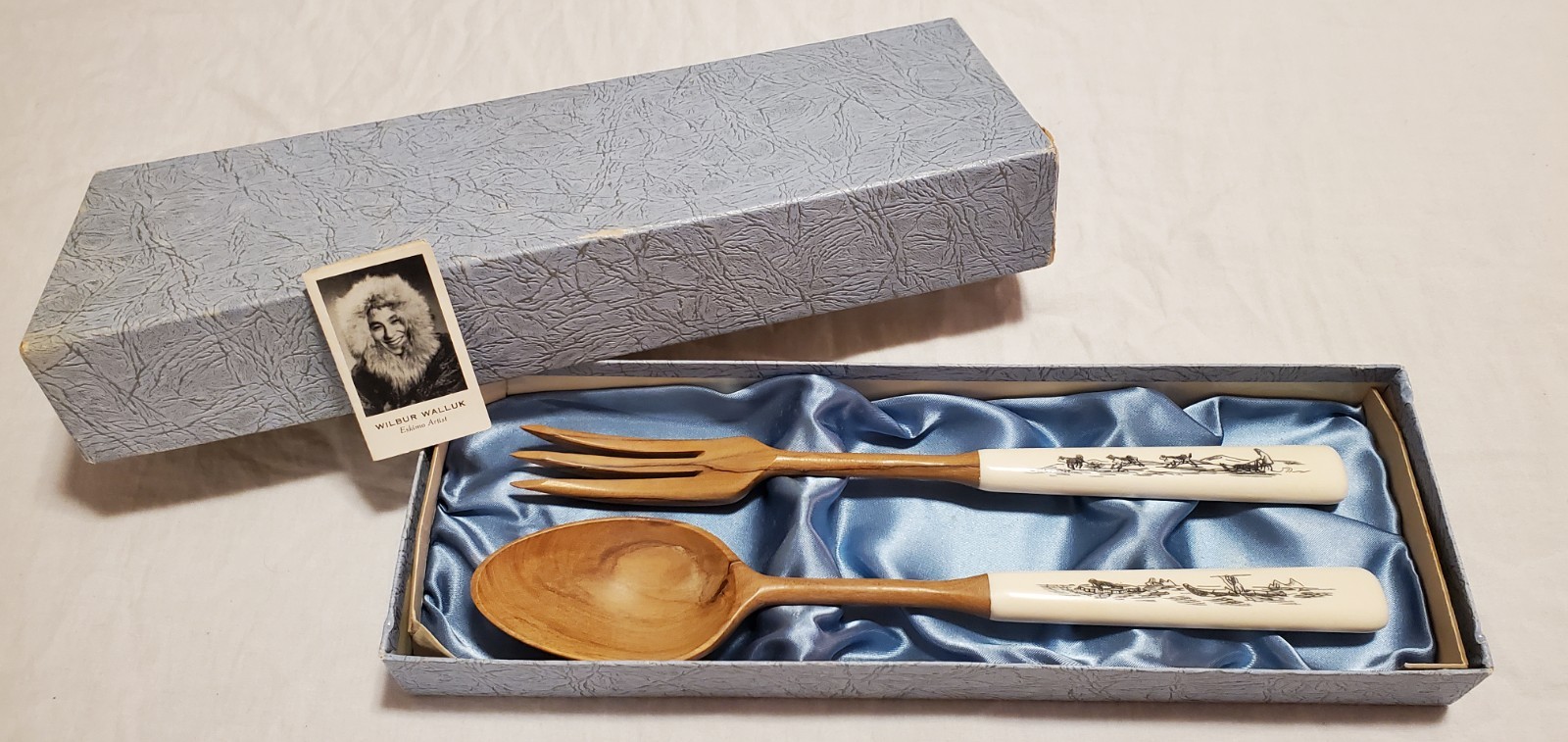 Vintage Wilbur Walluck Cutlery Wood Serving Spoon and Fork With Carved Handles