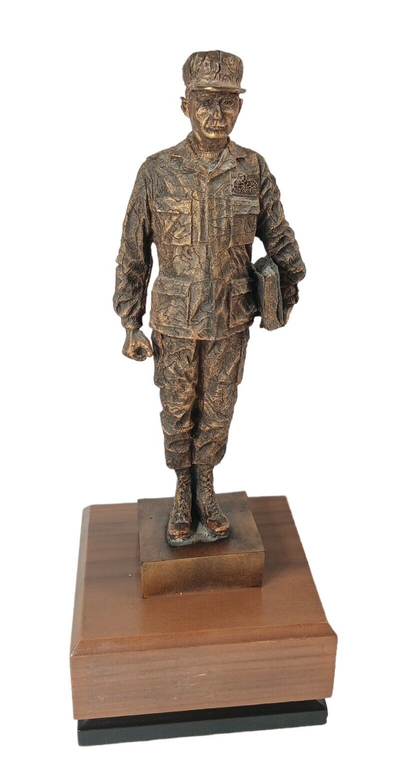 Midwest Trophy Bronze Tone Carved Military Trophy Award Figure 13\