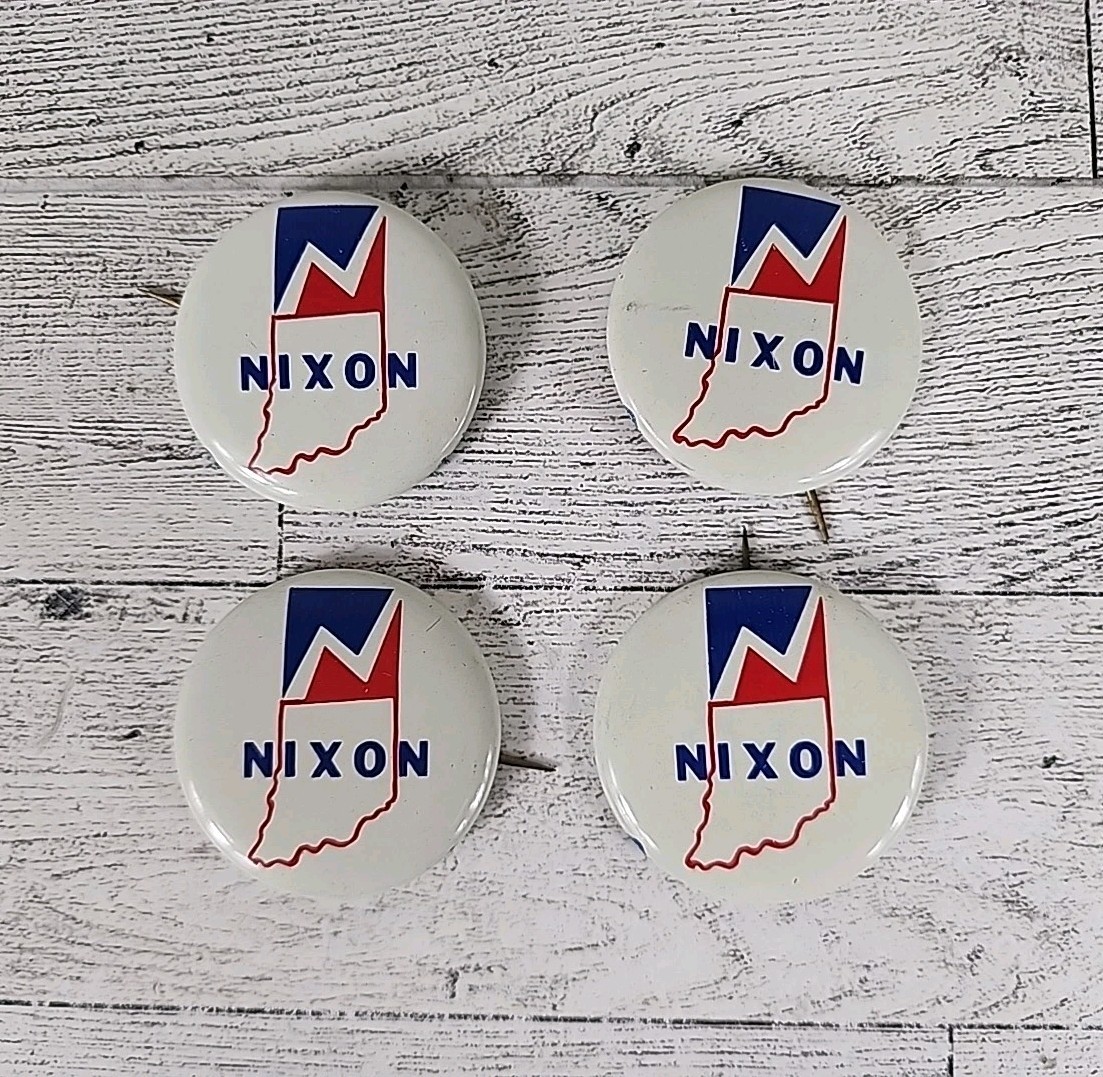 4 Vintage Richard Nixon Pins 1.75\ 4 Vintage Richard Nixon Pins 1.75\